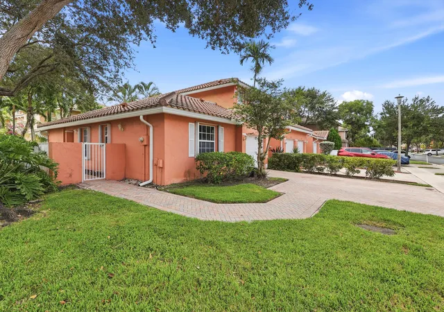 Photo 3 of Single family home for sale at 3990 Nw 91st Terrace, Sunrise, FL 33351 | MLS# B26060082 | Listing updated on 2026-10-05