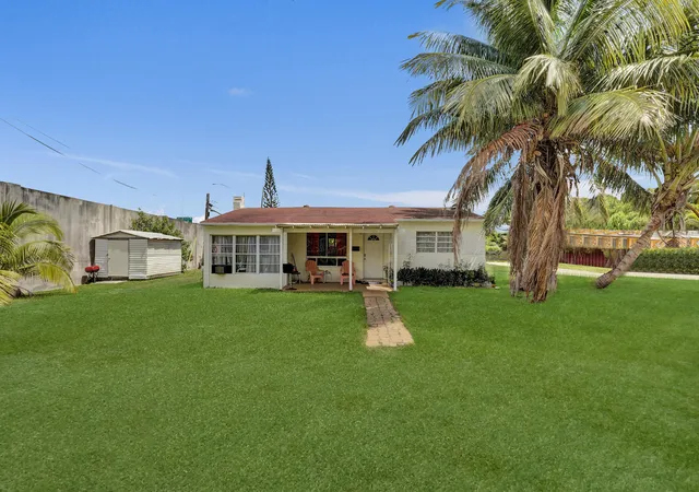 Photo 1 of Single family home for sale at 2901 Fletcher St, Hollywood, FL 33020 | MLS# B26060090 | Listing updated on 2026-09-23