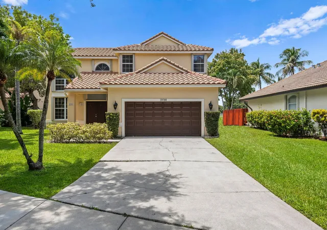 Photo 3 of Single family home for sale at 10740 London St, Hollywood, FL 33026 | MLS# B26060069 | Listing updated on 2026-10-07