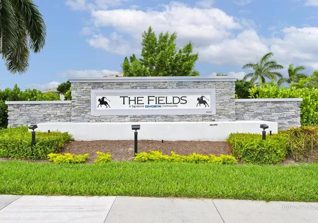 Photo 1 of Single family home for sale at 4808 Chantilly Rd, Lake Worth, FL 33467 | MLS# B26060227 | Listing updated on 2026-09-30