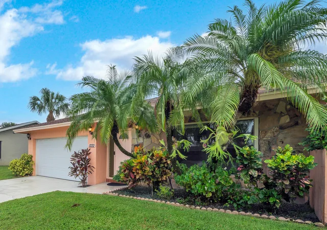 Photo 2 of Single family home for sale at 1222 Essex Dr, Wellington, FL 33414 | MLS# B26060286 | Listing updated on 2026-10-05