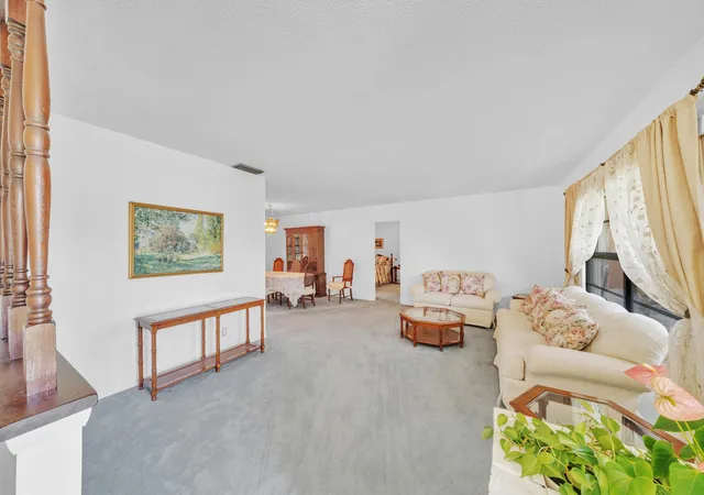 Photo 4 of Single family home for sale at 1222 Essex Dr, Wellington, FL 33414 | MLS# B26060286 | Listing updated on 2026-10-05