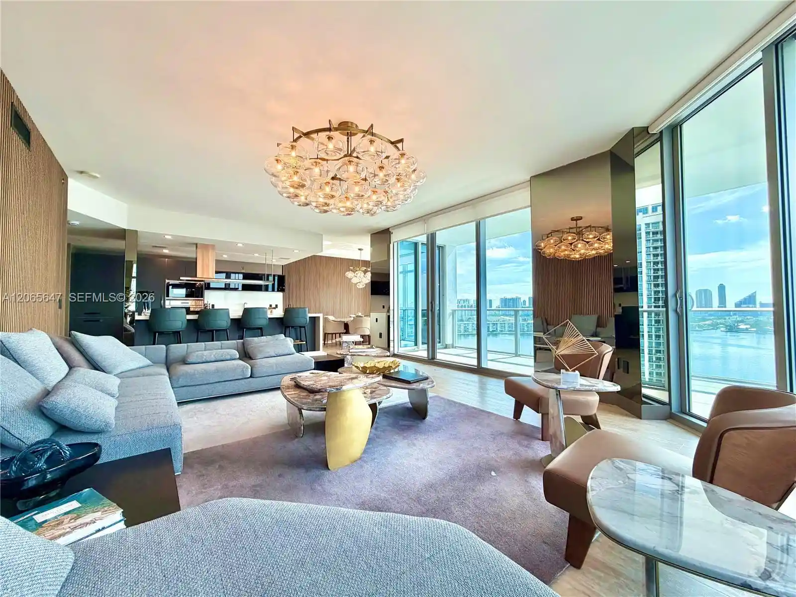 Listing Photo 1 - Condo for sale in 17301 Biscayne Blvd located at 17301 Biscayne Blvd, Miami, FL 33160 - Unit #1409