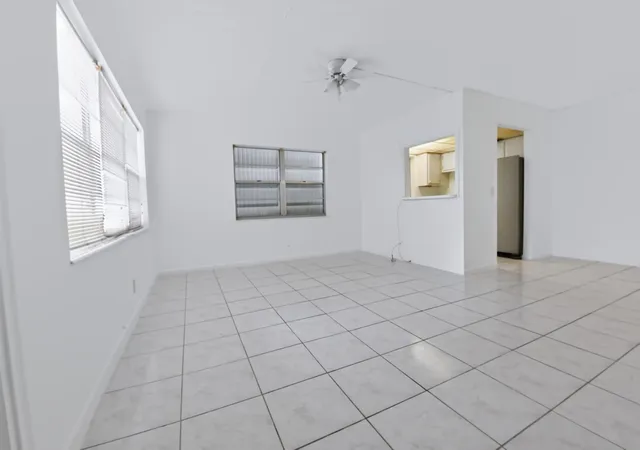 Photo 3 of Condo for sale at 264 Northampton N, West Palm Beach, FL 33417 | MLS# B26060367 | Listing updated on 2026-10-06