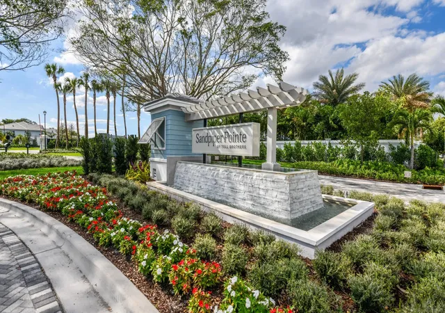 Photo 1 of Townhouse for sale at 558 Sanderling Cir, Deerfield Beach, FL 33442 | MLS# B26060368 | Listing updated on 2026-09-25