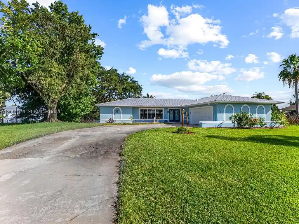 Photo 1 of Single family home for sale at 1786 Se Westmoreland Blvd, Port Saint Lucie, FL 34952 | MLS# A12061578 | Listing updated on 2026-10-27