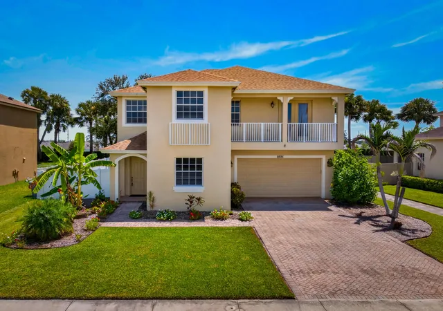 Photo 1 of Single family home for sale at 9895 E Verona Cir, Vero Beach, FL 32966 | MLS# B26060584 | Listing updated on 2026-09-23
