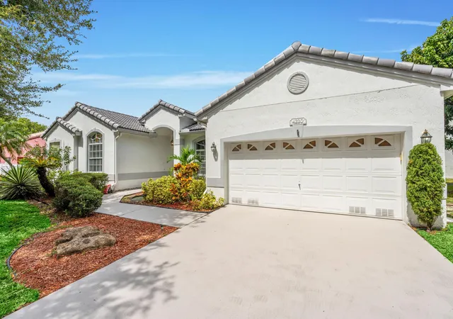 Photo 3 of Single family home for sale at 4220 Nw 90th Terrace, Coral Springs, FL 33065 | MLS# B26060695 | Listing updated on 2026-09-30