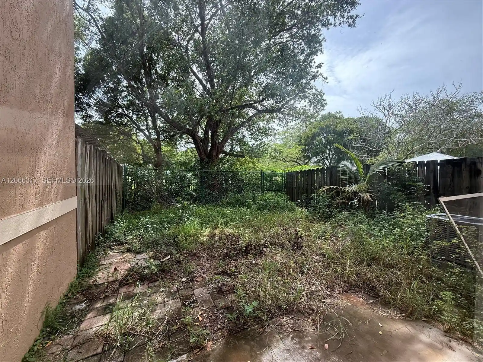 Photo 1 of Townhouse for sale at 8564 Sw 214th Way, Cutler Bay, FL 33189 | MLS# A12066317 | Listing updated on 2026-10-21