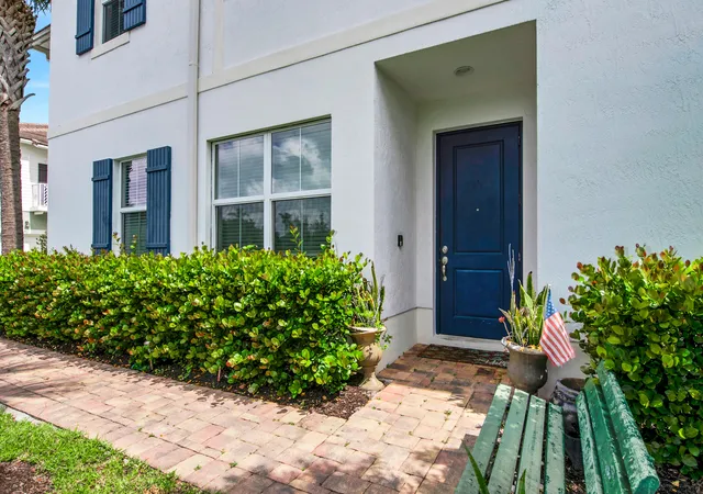 Photo 3 of Townhouse for sale at 50 Palm Ln, Royal Palm Beach, FL 33411 | MLS# B26060762 | Listing updated on 2026-10-01