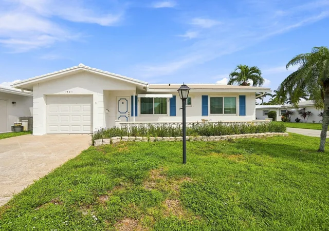 Photo 1 of Single family home for sale at 1901 Sw 17th Street, Boynton Beach, FL 33426 | MLS# B26060807 | Listing updated on 2026-09-23