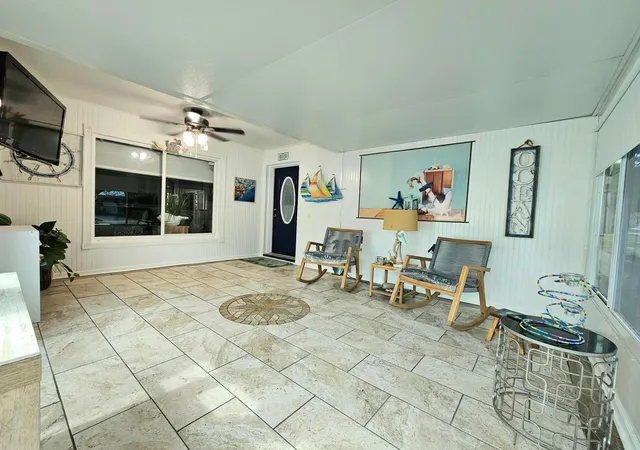 Photo 4 of Single family home for sale at 807 Grandview Blvd, Fort Pierce, FL 34982 | MLS# B26060866 | Listing updated on 2026-10-09