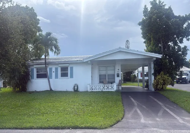 Photo 1 of Single family home for sale at 4301 Nw 1st Terrace, Deerfield Beach, FL 33064 | MLS# B26060901 | Listing updated on 2026-10-06