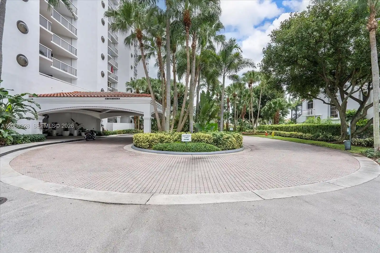 Photo 1 of Condo for sale at 3610 Yacht Clb Dr #1114, Aventura, FL 33180 | MLS# A12066328 | Listing updated on 2026-10-15