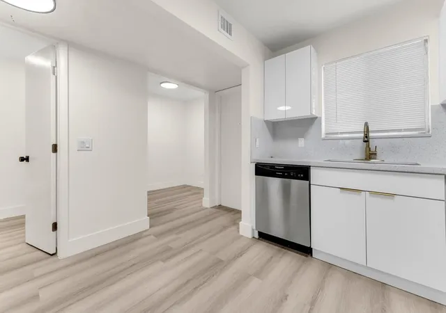 Photo 2 of Townhouse for sale at 2701 N 34th Avenue #1D, Hollywood, FL 33021 | MLS# B26061048 | Listing updated on 2026-09-23