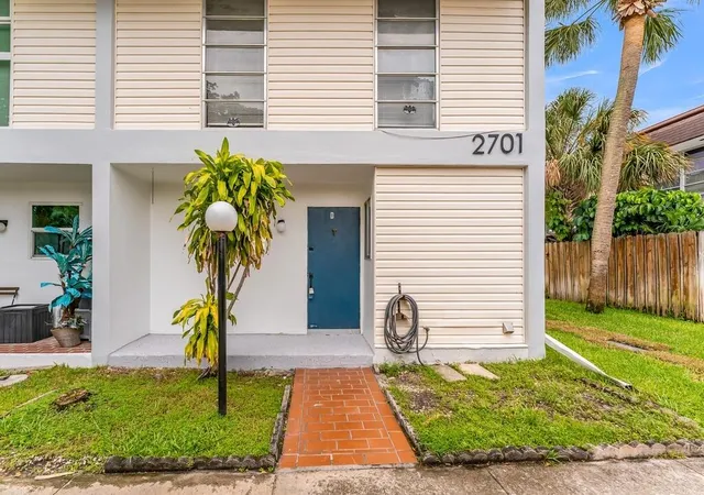 Photo 28 of Townhouse for sale at 2701 N 34th Avenue #1D, Hollywood, FL 33021 | MLS# B26061048 | Listing updated on 2026-09-23