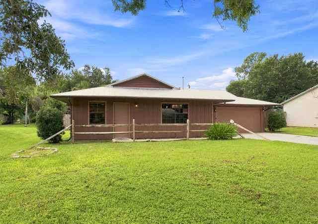 Photo 1 of Single family home for sale at 7405 Brookline Ave, Fort Pierce, FL 34951 | MLS# B26061117 | Listing updated on 2026-10-07
