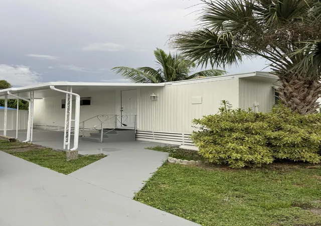 Photo 1 of Manufactured home for sale at 16 Palm Dr #16, Lake Worth, FL 33461 | MLS# B26061178 | Listing updated on 2026-09-30
