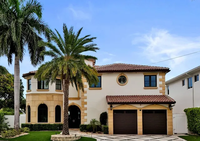 Photo 2 of Single family home for sale at 4930 Ne 27th Terrace, Lighthouse Point, FL 33064 | MLS# B26061252 | Listing updated on 2026-10-08