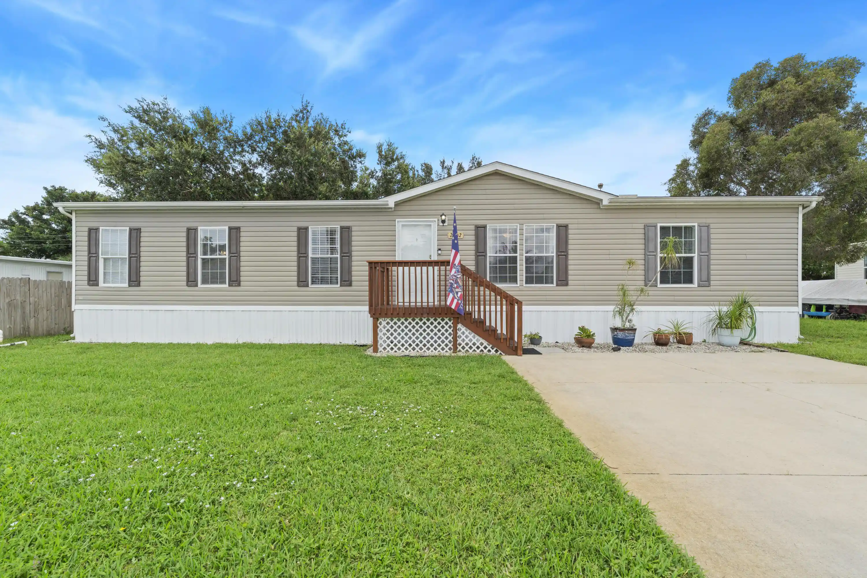 Manufactured home for sale at 2802 SE Janet St, Stuart, FL 34997 | MLS# B26061297