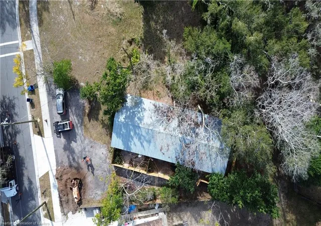 Photo 2 of Single family home for sale at 231 S Orange St, Sebring, FL 33870 | MLS# B26061320 | Listing updated on 2026-09-25