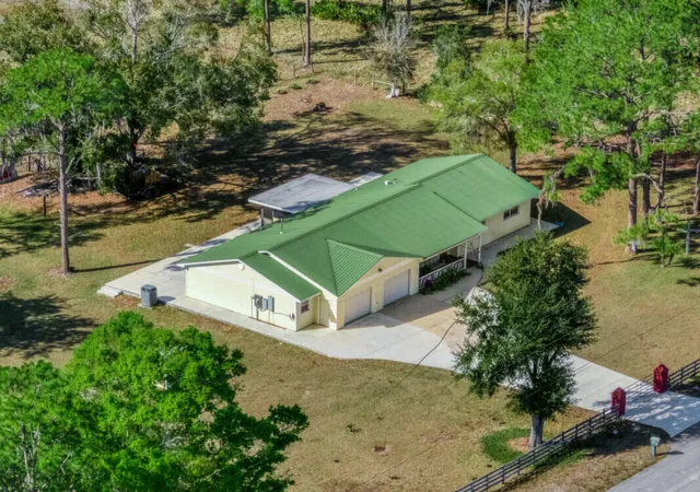 Photo 1 of Single family home for sale at 948 S Riverdale Rd, Avon Park, FL 33825 | MLS# B26061383 | Listing updated on 2026-10-08