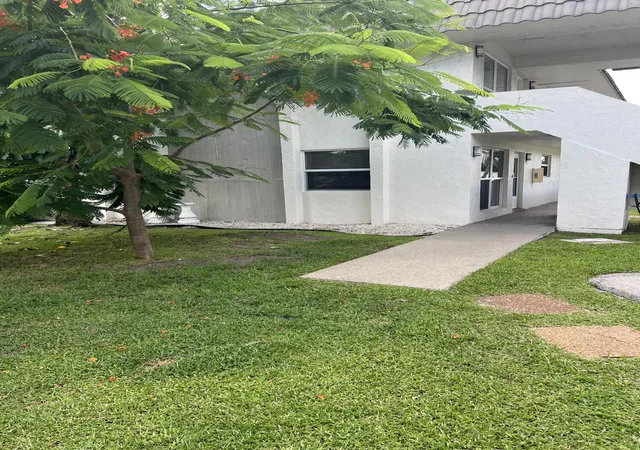 Photo 1 of Sale Pending at 55 Se 14th Street #1010, Boca Raton, FL 33432 | MLS# B26061551 | Listing updated on 2026-10-09