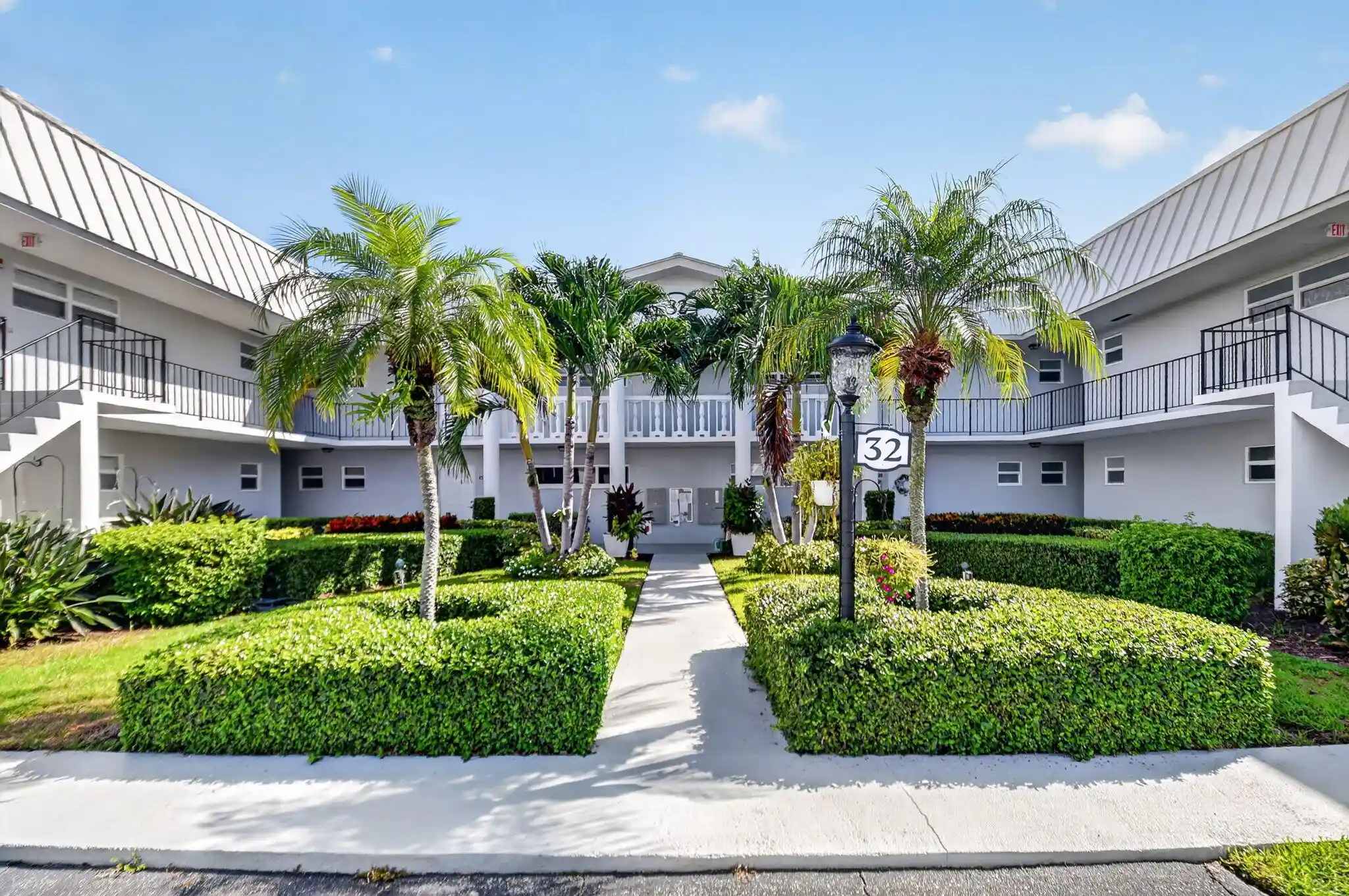 Photo 1 of Condo for sale at 32 Colonial Clb Dr #102, Boynton Beach, FL 33435 | MLS# B26061577 | Listing updated on 2026-10-19