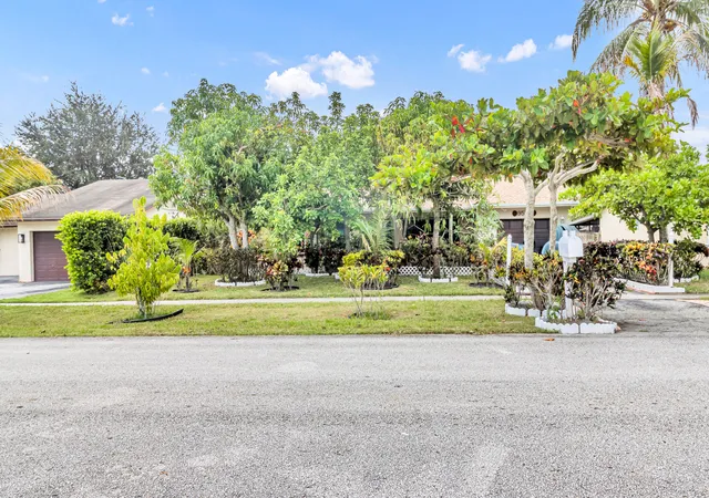 Photo 1 of Single family home for sale at 9522 Affirmed Ln, Boca Raton, FL 33496 | MLS# B26061600 | Listing updated on 2026-10-08