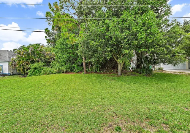 Photo 2 of Sale Pending at 4132 Sw Belshaw St, Port Saint Lucie, FL 34953 | MLS# B26061602 | Listing updated on 2026-09-20