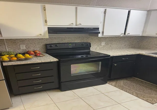 Photo 3 of Condo for sale at 2400 Deer Crk Country Clb Blvd #402, Deerfield Beach, FL 33442 | MLS# B26061624 | Listing updated on 2026-10-06