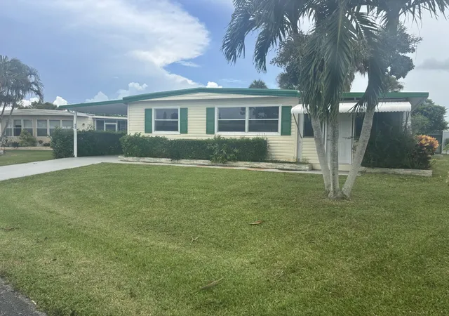 Manufactured home for sale at 4435 Round Table Ct, Boynton Beach, FL 33436 | MLS# B26061720