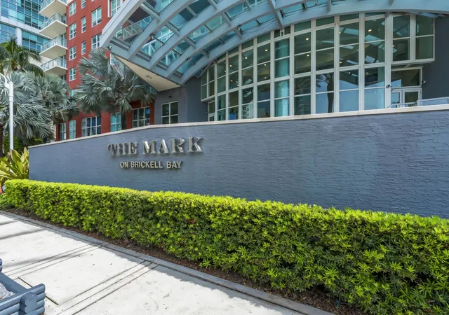 Listing Photo 2 - Condo for sale in The Mark on Brickell located at 1155 Brickell Bay Dr, Miami, FL 33131 - Unit #2509