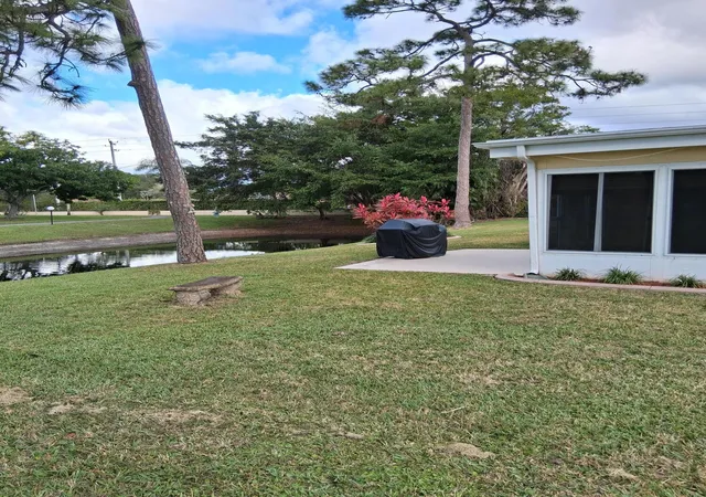 Photo 4 of Sale Pending at 4703 Rainbow Dr, Greenacres, FL 33463 | MLS# B26061882 | Listing updated on 2026-09-21