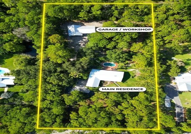 Photo 2 of Single family home for sale at 4500 Sw Country Pl, Palm City, FL 34990 | MLS# B26062173 | Listing updated on 2026-10-07