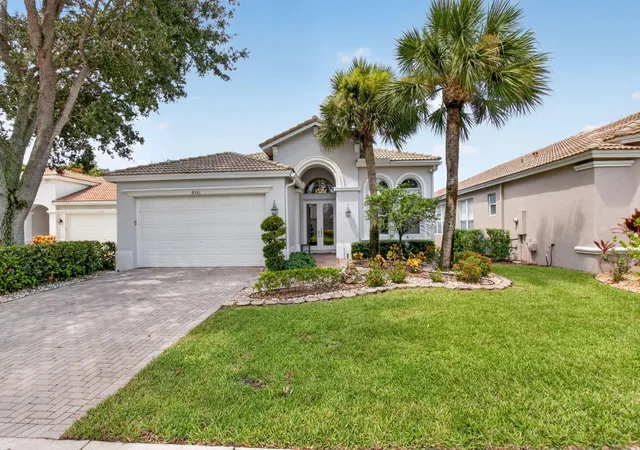 Photo 1 of Sale Pending at 6521 Southport Dr, Boynton Beach, FL 33472 | MLS# B26062181 | Listing updated on 2026-10-09