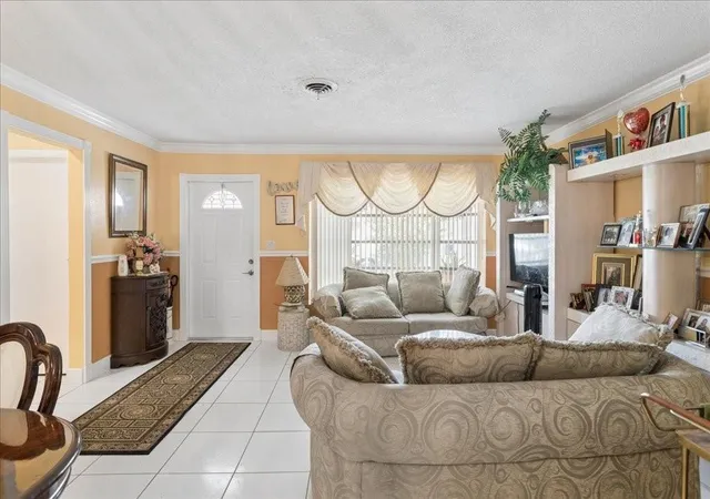 Photo 3 of Single family home for sale at 4290 Nw 49th Terrace, Lauderdale Lakes, FL 33319 | MLS# B26062200 | Listing updated on 2026-09-23