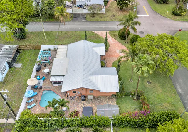Photo 3 of Single family home for sale at 661 Eagle Cir, Delray Beach, FL 33444 | MLS# B26062229 | Listing updated on 2026-10-09