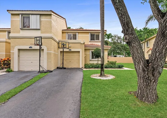 Photo 2 of Townhouse for sale at 3497 Deer Crk Palladian Cir #3497, Deerfield Beach, FL 33442 | MLS# B26062243 | Listing updated on 2026-09-23