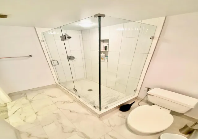 Photo 3 of Condo for sale at 4735 Lucerne Lakes Blvd E #410, Lake Worth, FL 33467 | MLS# B26062594 | Listing updated on 2026-09-23