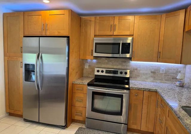 Photo 4 of Condo for sale at 2766 S Carambola Cir #406, Coconut Creek, FL 33066 | MLS# B26062609 | Listing updated on 2026-10-30