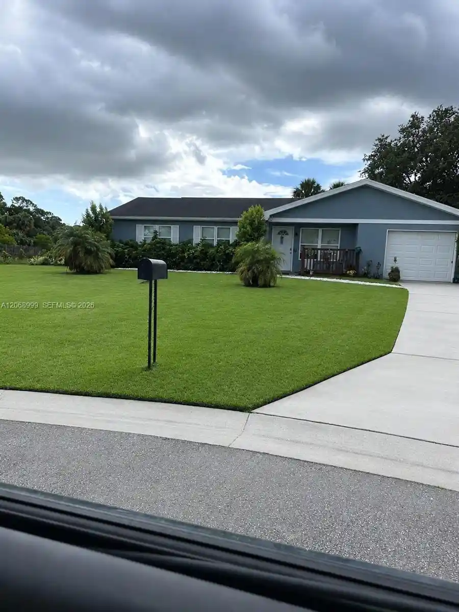 Photo 1 of Single family home for sale at 2096 Se Ancora Ct, Port Saint Lucie, FL 34952 | MLS# A12068999 | Listing updated on 2026-10-30