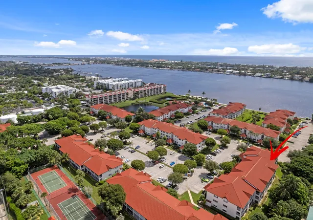 Photo 1 of Condo for sale at 106 Half Moon Cir #B1, Hypoluxo, FL 33462 | MLS# B26062906 | Listing updated on 2026-10-02