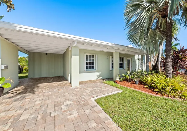 Photo 3 of Single family home for sale at 1175 Grant St, Hollywood, FL 33019 | MLS# B26062928 | Listing updated on 2026-09-29
