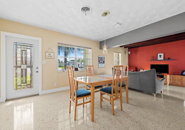 Photo 4 of Single family home for sale at 1175 Grant St, Hollywood, FL 33019 | MLS# B26062928 | Listing updated on 2026-09-29
