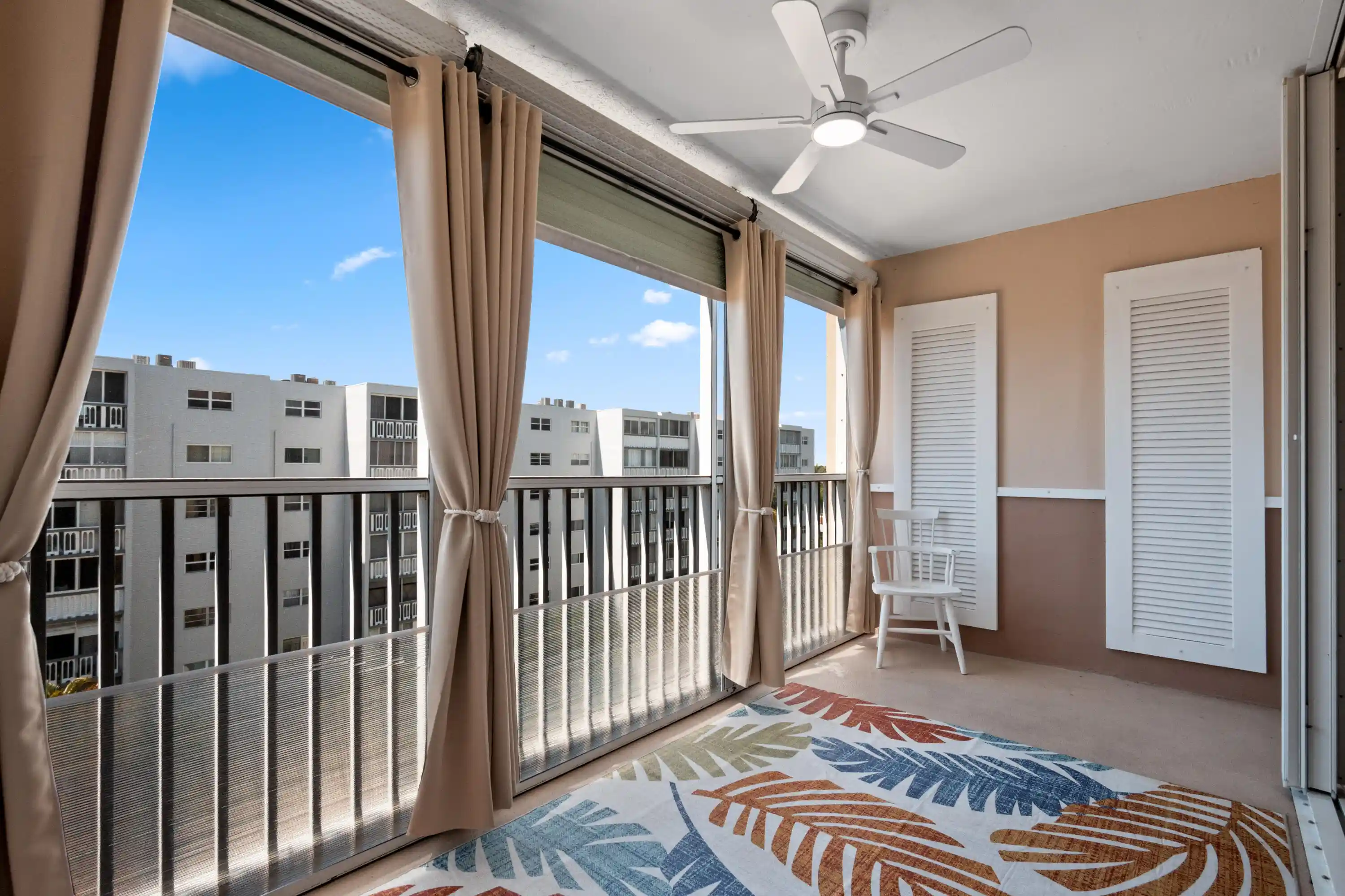 620 Ne 12Th Ave, 620 Ne 12Th Ave, Hallandale Beach, FL 33009