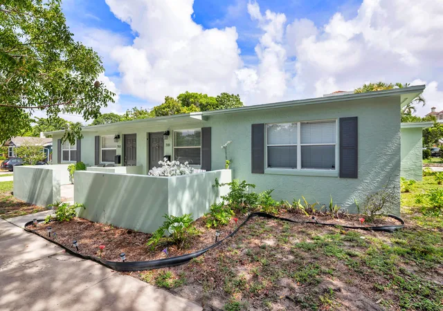 Photo 2 of Multi family home for sale at 701 New Jersey St, West Palm Beach, FL 33401 | MLS# B26063031 | Listing updated on 2026-10-08