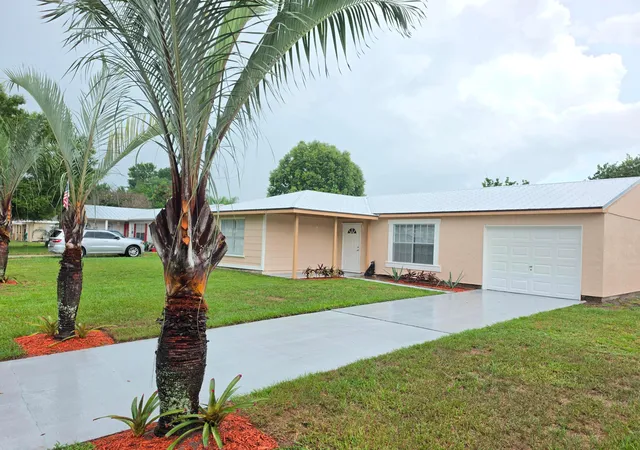 Photo 3 of Single family home for sale at 442 SW Belmont Cir, Port Saint Lucie, FL 34953 | MLS# B26063127 | Listing updated on 2026-10-09