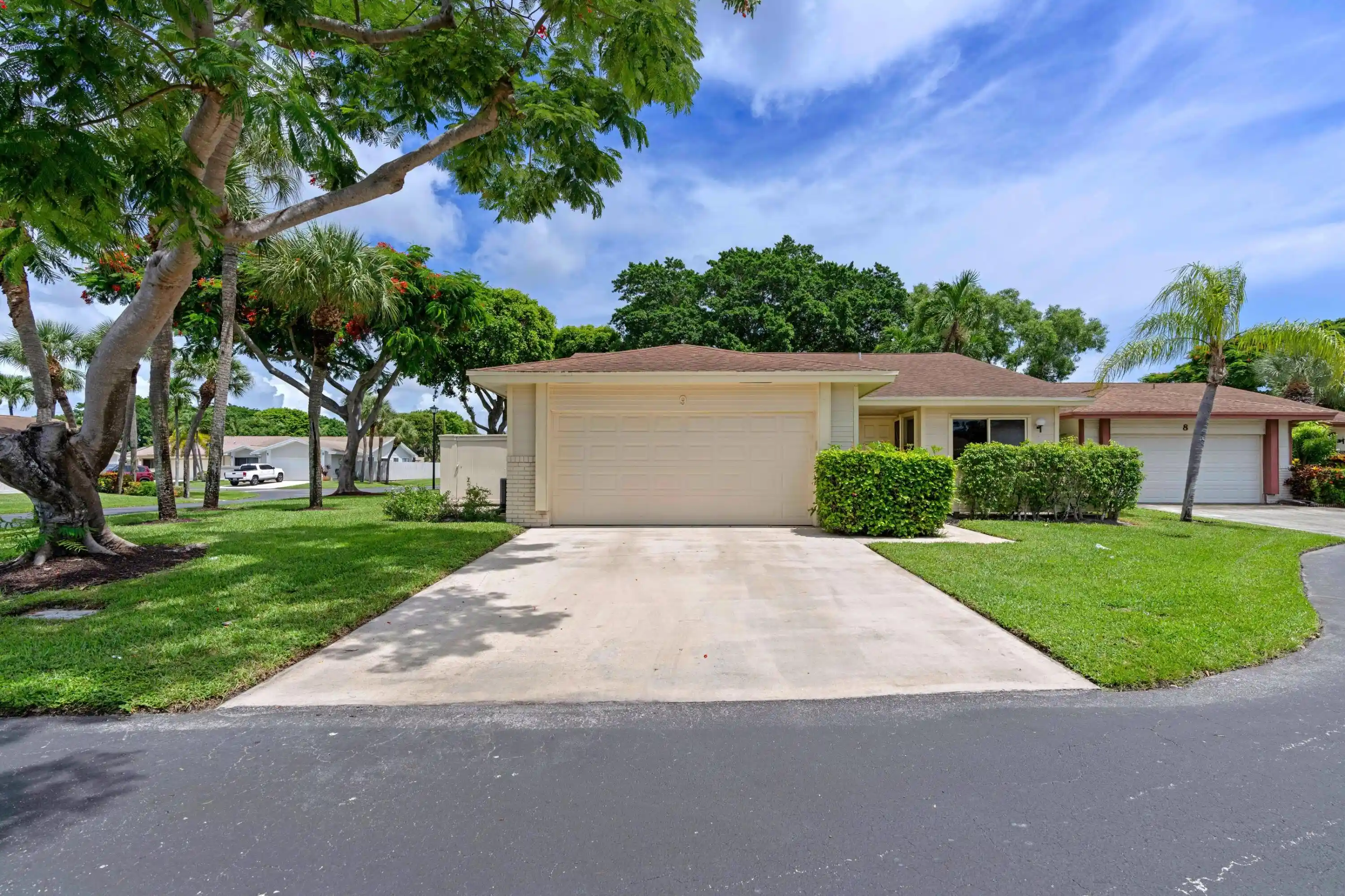 Photo 1 of Single family home for sale at 9 Danby Pl, Boynton Beach, FL 33426 | MLS# B26063166 | Listing updated on 2026-10-22