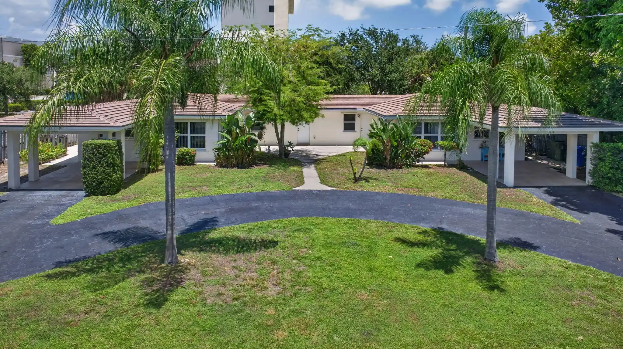 Multi family home for sale at 2607 NE 30th Street, Fort Lauderdale, FL 33306 | MLS# B26063257